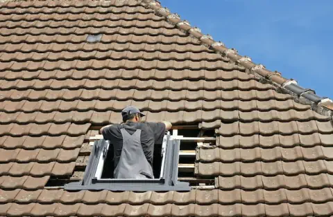 Pose de velux - Isolaccio-di-Fiumorbo